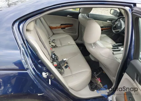 2011 Honda Accord 2.4 Ex-L from USA, damaged, VIN 1HGCP2F88BA072869